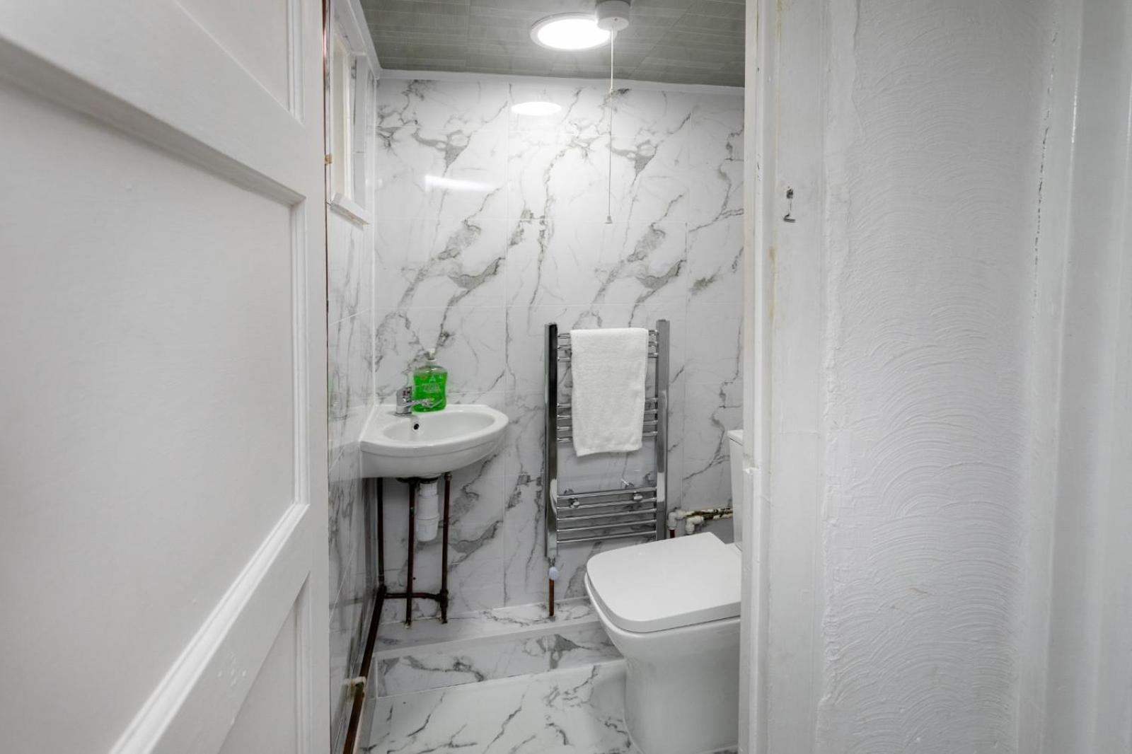 Cozyhome-3Br-5Guest#Netflix#Parking#Garden Nottingham Esterno foto